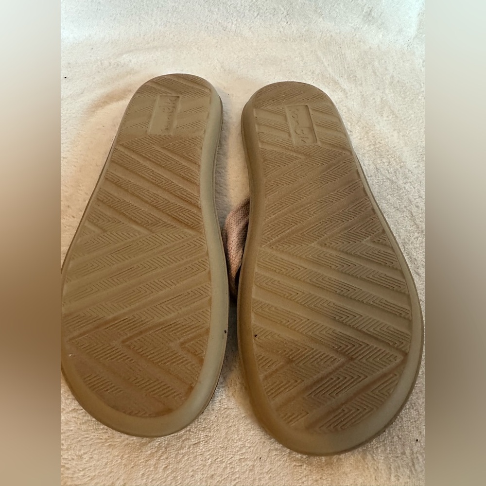 Sanuk cream and Brown Flip Flops - Picture 3 of 4